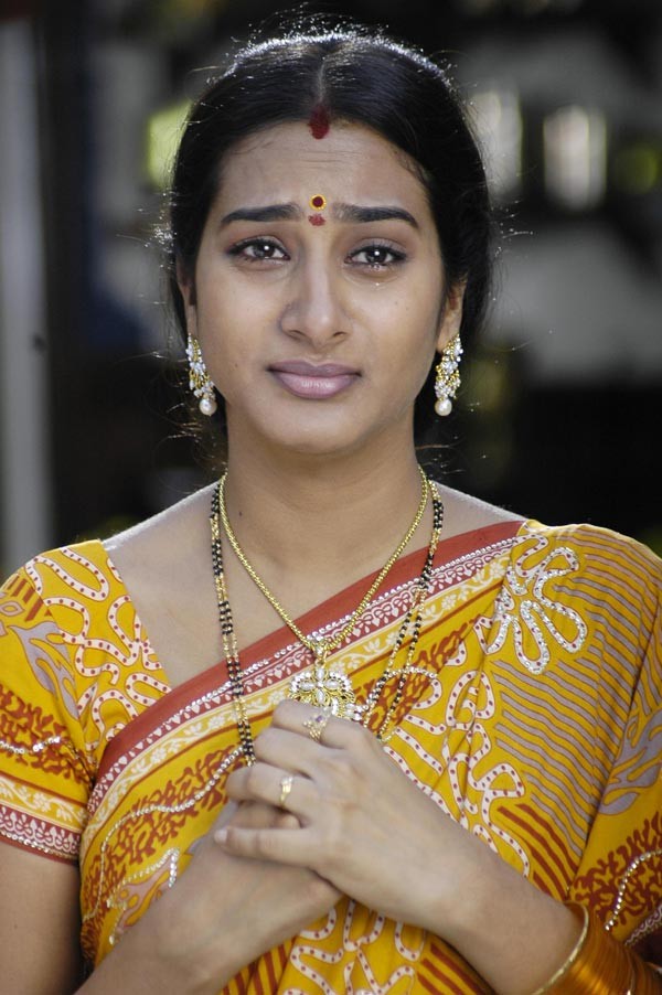 Hasini Movie Stills Kamalakar,Sandhya - 2 / 120 photos